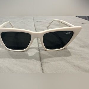 Quay Australia White Cat-Eye Sunglasses with Black Lenses